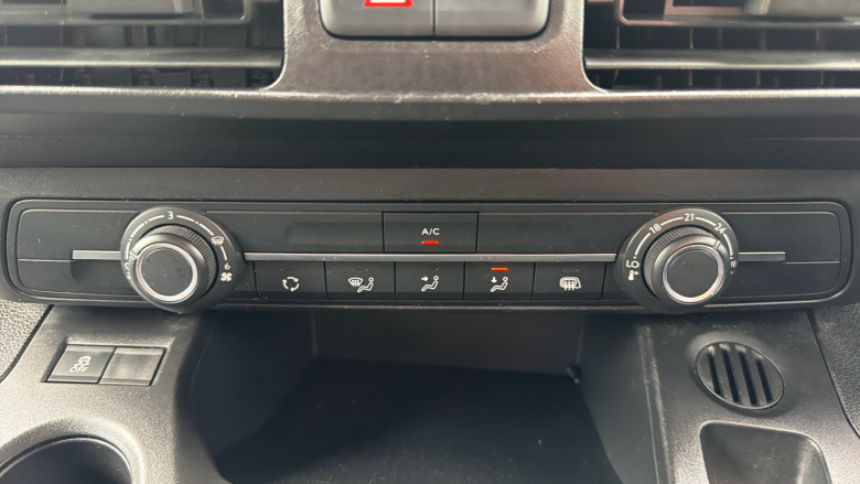 Vauxhall Combo Cargo Combo L1 Diesel 2300 1.5 Turbo D 100ps H1 Sportive Van